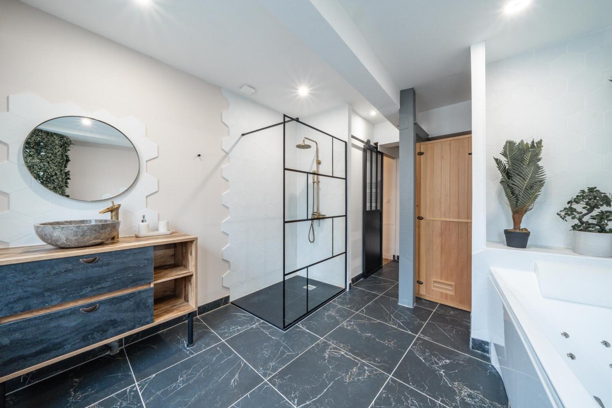 L'Evasion Amboise, Sauna Jacuzzi المظهر الخارجي الصورة